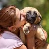 freundliches Hundekind Pepa sucht Leinenführer fürs Leben.