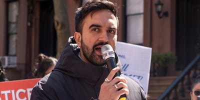 Zoran Mamdani im Wahlkampf