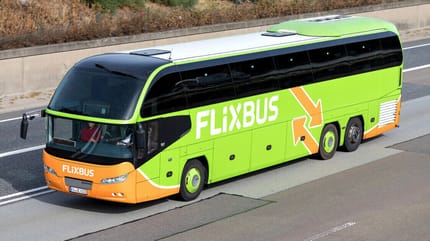 Flixbus fährt auf Autobahn