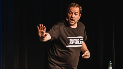 Martin Rütter auf der Bühne