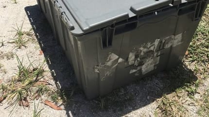 Container bei 40 Grad Hitze geöffnet: Was darin sich befindet, ist SKANDALÖS!