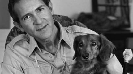 antonio-gala-con-su-perro-troylo