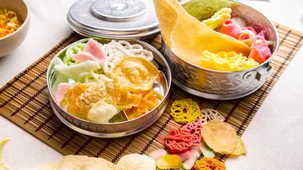 Mag een hond kroepoek eten?