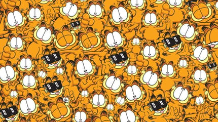 encuentra a Odie en medio de Garfield