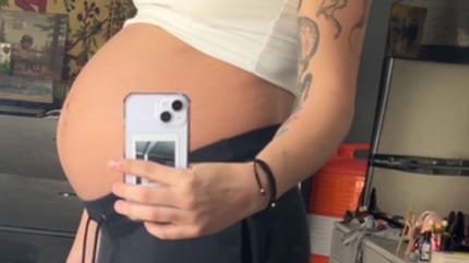 Une femme enceinte