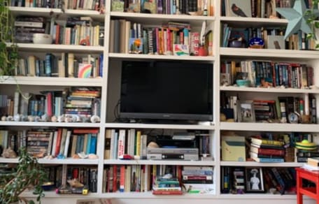 Can you spot the cat?