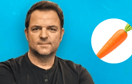 Martin Rütter und Karotte