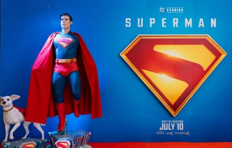 Locandina del film Superman con i personaggi