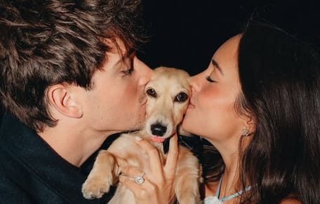 Charles Leclerc vraagt zijn vriendin ten huwelijk met behulp van teckel Leo