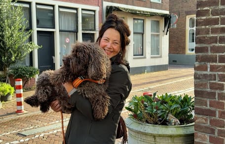 Hond Tommie weer veilig bij baasje na explosie in Utrecht