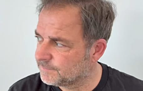 Martin Rütter zerknirscht