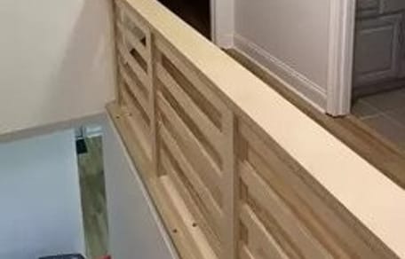 Katze einfach verschwunden: Dann entdeckt ihr Halter ihr geniales Versteck im Haus!