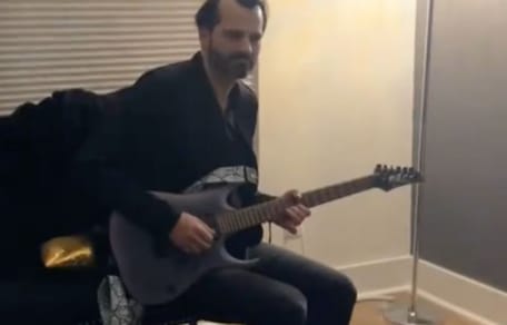 Un guitariste