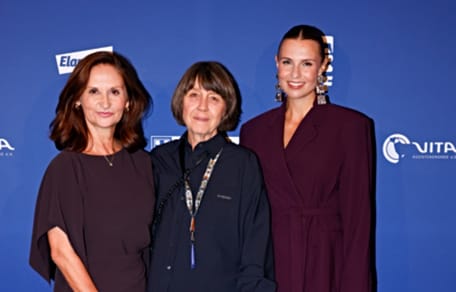 v.l.n.r. Carmen Borsche (PURINA), Tatjana Kreidler (VITA e.V.), Laura Wontorra