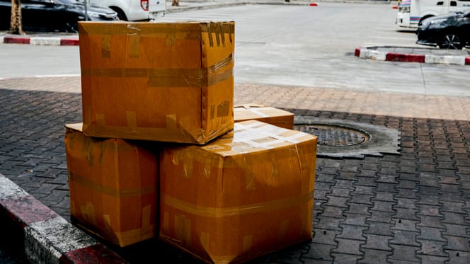 Drie dozen op straat