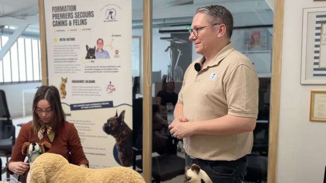Frédéric de SauveQuiPattes lors de la formation secourisme chien et chat