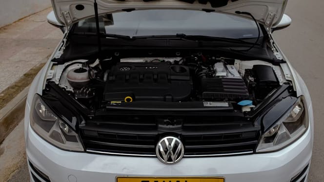 Moteur de voiture