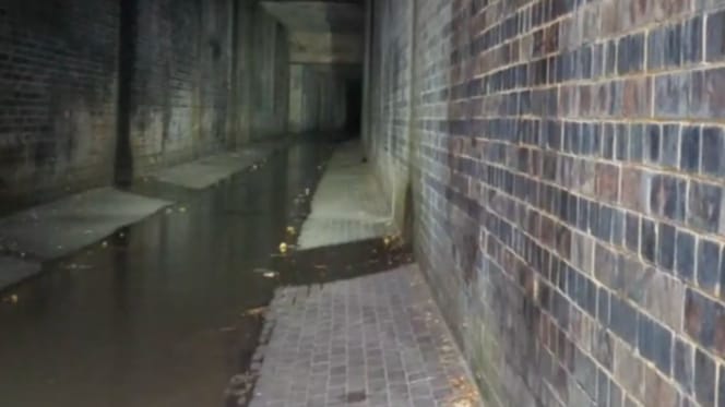 Tunnel