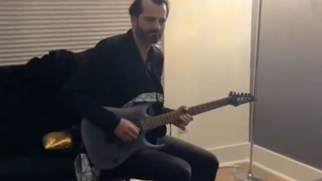 Un guitariste