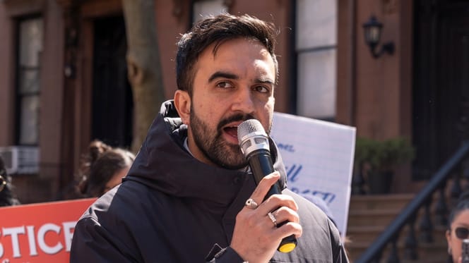 Zoran Mamdani im Wahlkampf