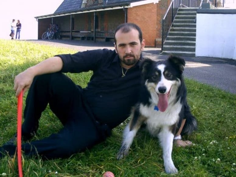 padrone e cane Giuseppe e Homer il suo Border Collie