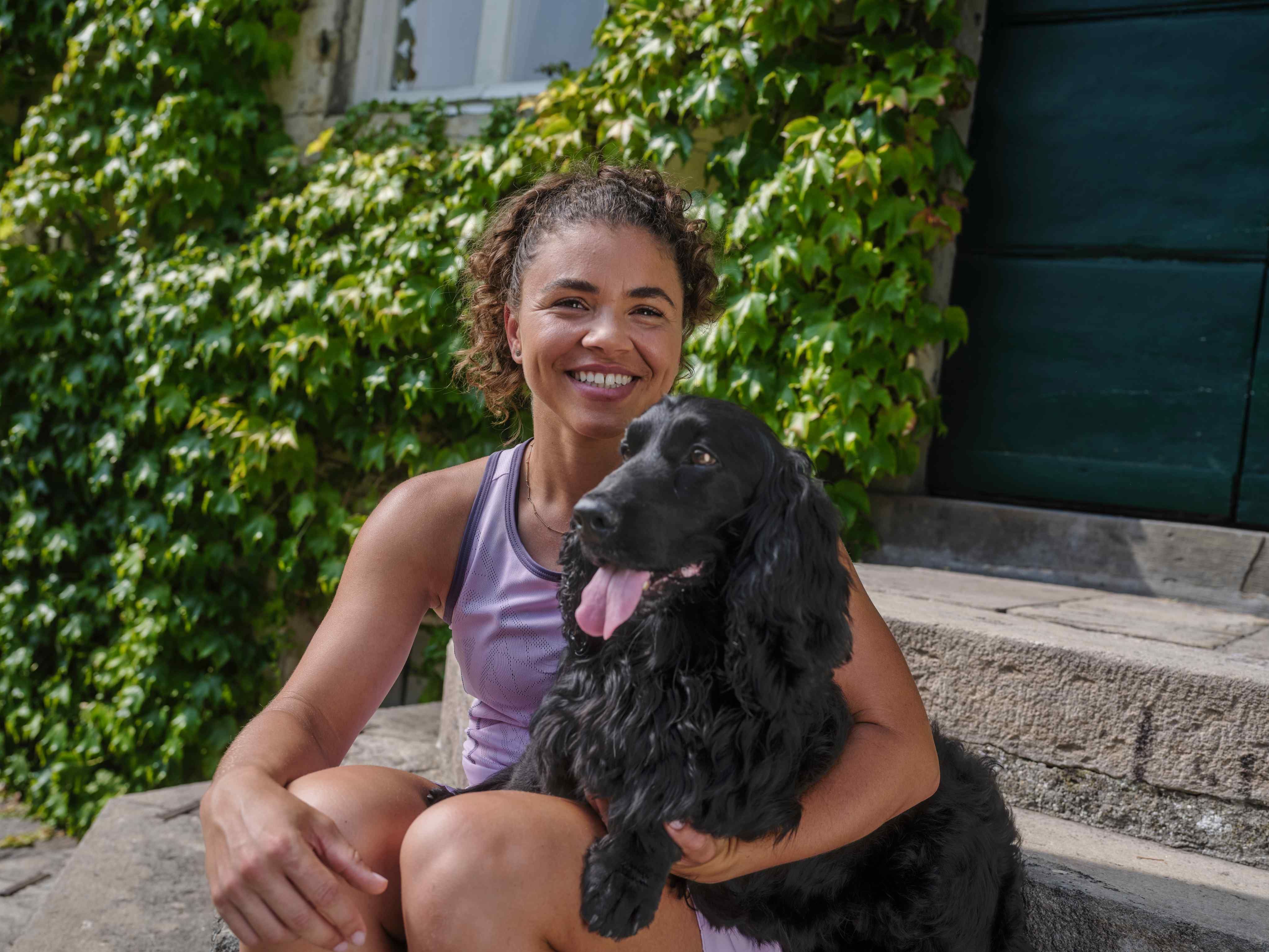 Italiens Tennis-Ass Jasmine Paolini mit ihrem Hund Cesare