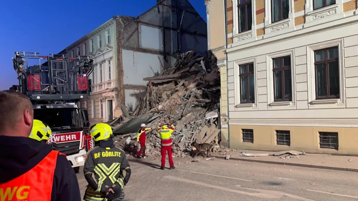 Görlitz Gasexplosion: Suchhunde helfen den Rettern