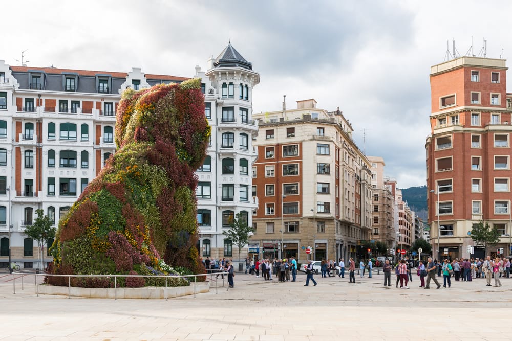 Perro del museo de Bilbao