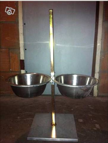VENDS BAR A CHIEN SPECIAL GRAND CHIEN