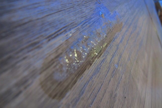 Trace humide au sol : qu'est-ce que c'est ?