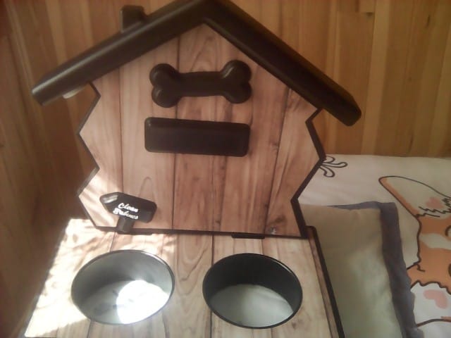 A vendre gamelle pour chiot et / ou chien