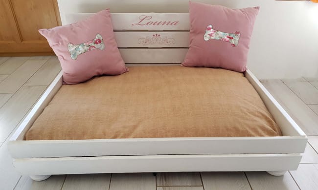 Lit en palette bois pour chien
