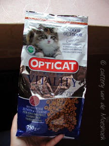 portion pour chat?!Marque de nourriture fiable.
